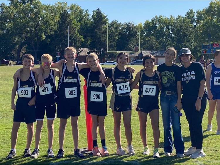 7th and 8th Cross Country Runners